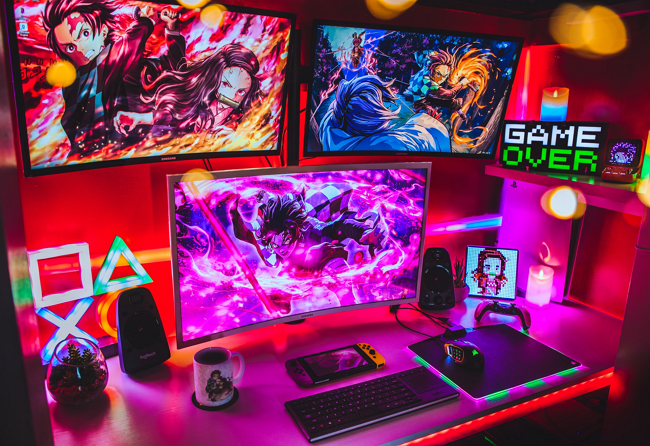 Esport of pro gamer playing video game with new graphics winning  championship, stylish design cyber games room. Virtual shooter game in  cyberspace, esports player performing on pc gaming tournament Stock Photo